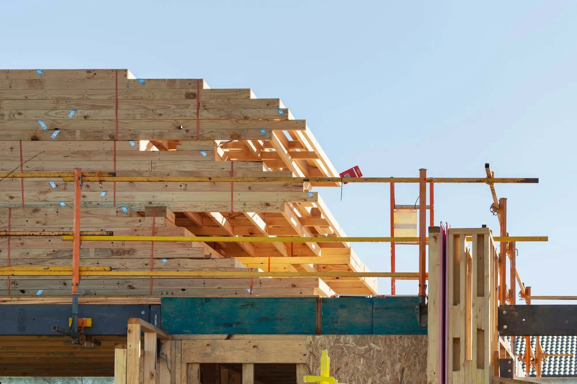 Roof trusses going up on a new home build in Australia